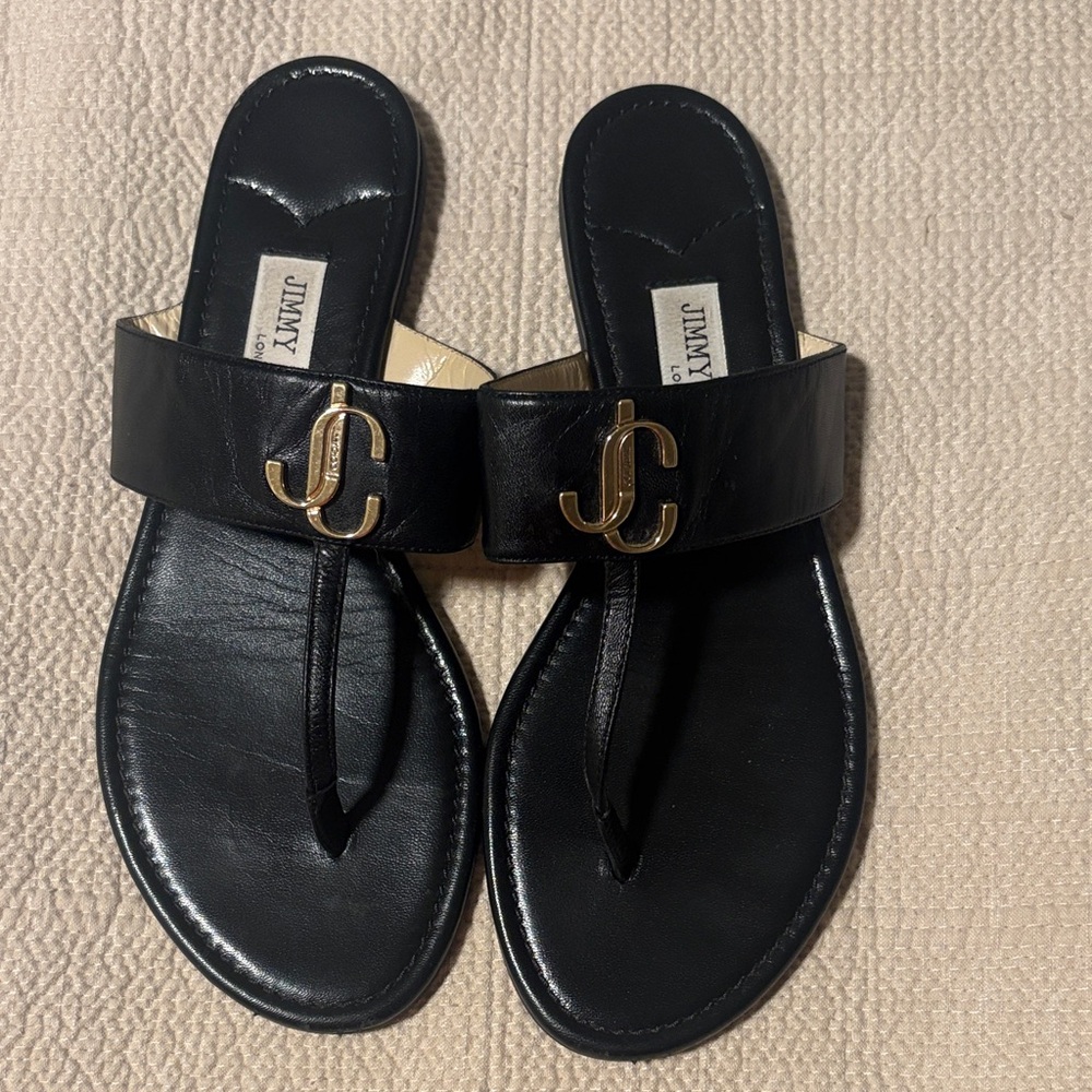 Jimmy Choo Leather flip flops. Size 39 in EUC. No callouts.